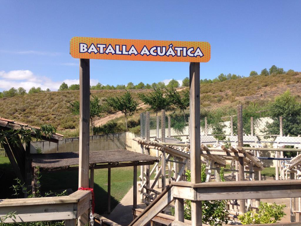 Apartamento Turistico Cigueena De Arguedas Exteriör bild