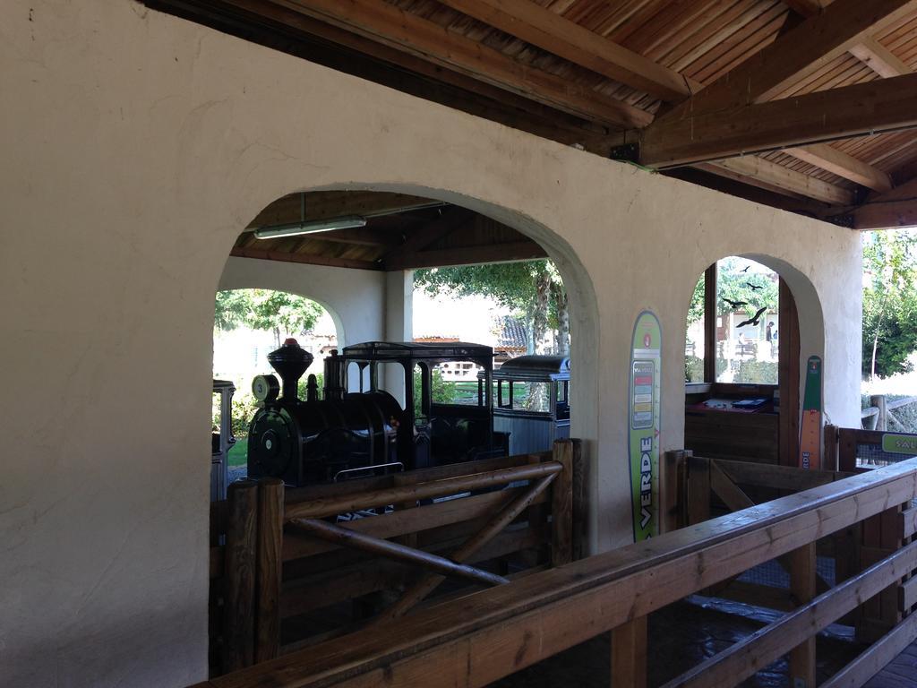 Apartamento Turistico Cigueena De Arguedas Exteriör bild
