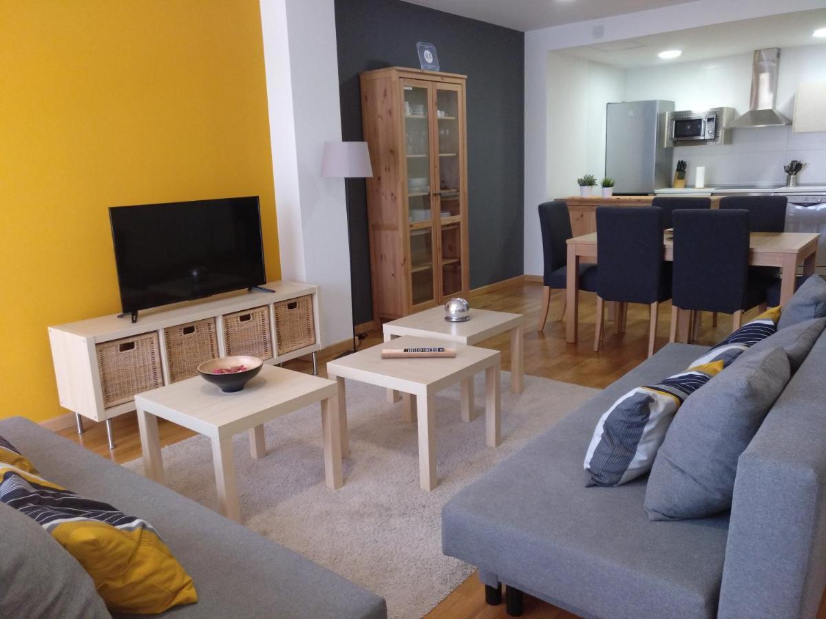 Apartamento Turistico Cigueena De Arguedas Exteriör bild